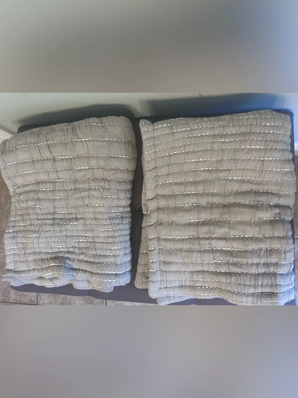 NWOT Quince Organic Cotton Channel Stitch Taupe Set of  2 Shams!